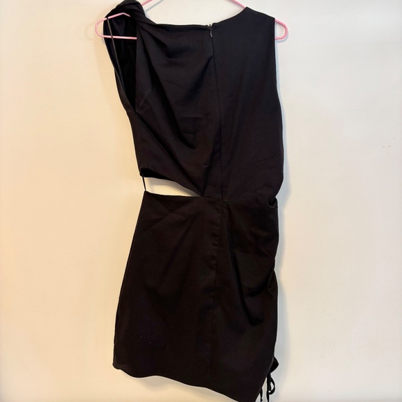 Zara Asymmetrical Cut Out Waist Ruched Gathered Side Mini Dress Black Womens S - Picture 3 of 3